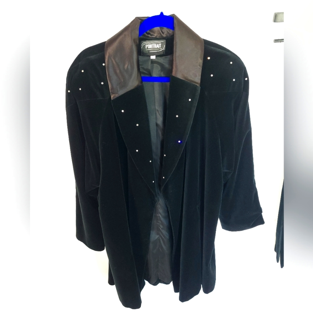 Portrait de BALL VELVET Classic Black Rhinestone Jacket Western Duster Size 10